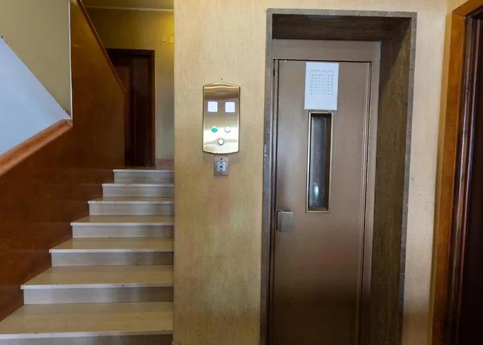 Alexandra Apartment